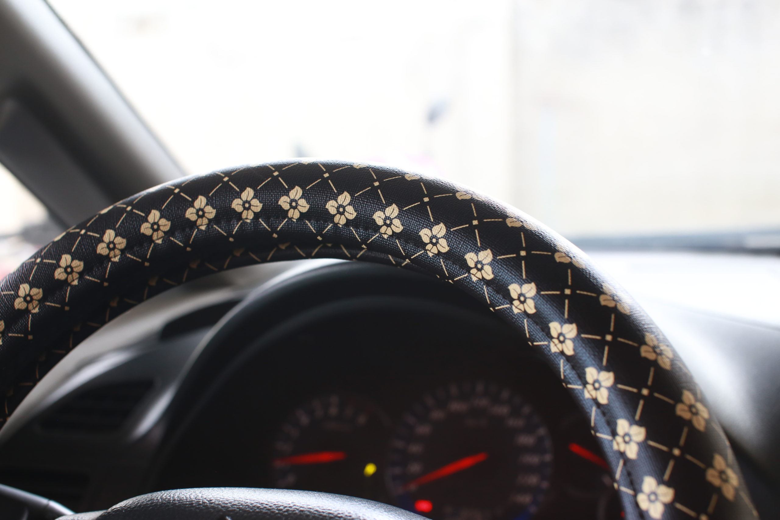 louis vuitton steering wheel cover for women
